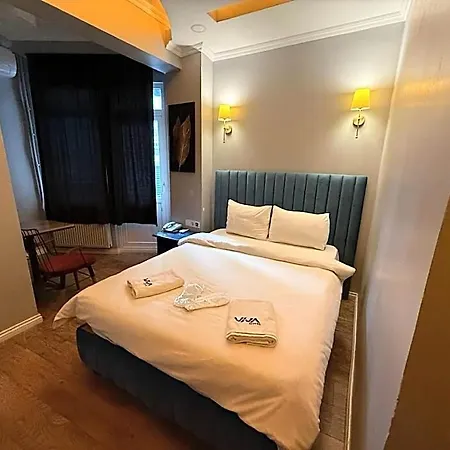 מלון Kadikoey Viva 5*